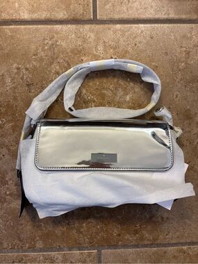 NWT Kate Spade ♠️ Silver Metallic Shoulder Bag with Attachable Strap